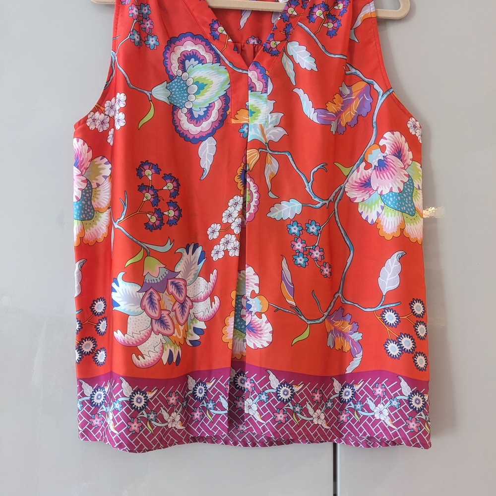 NWOT Blouse Vibrant Silky Floral